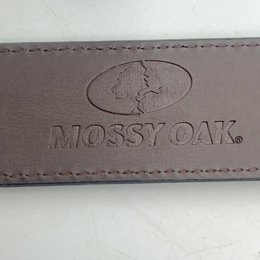 Mossy Oak Mens Brown Genuine Leather Belt Camo Patch‎ Silver Buckle Logo 49